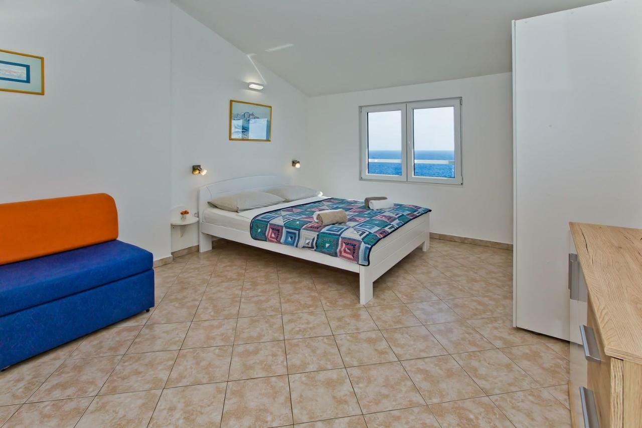 Apartments Cloud ฮวาร์ ภายนอก รูปภาพ